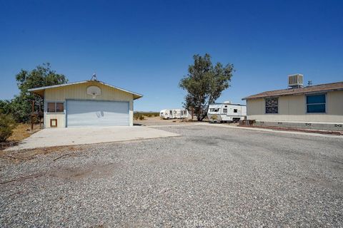 A home in Yermo