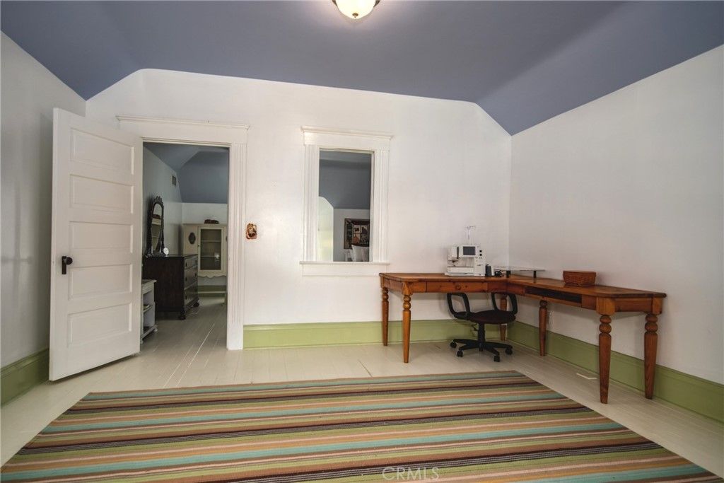listing image 130725280319707937691