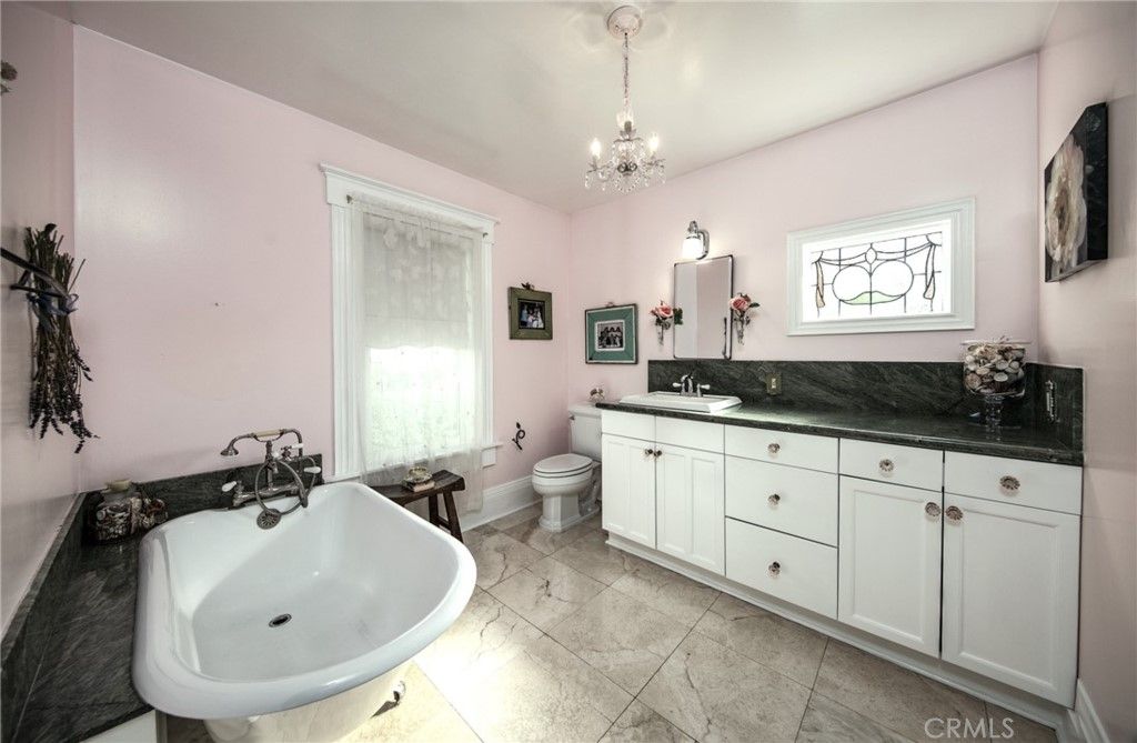 listing image 130722208022787101438