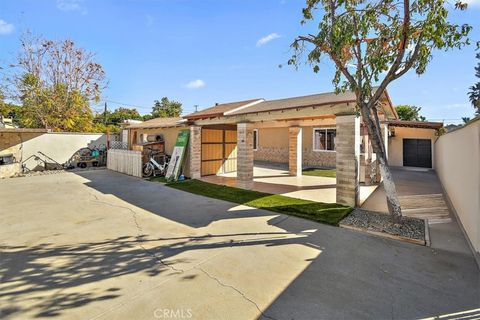 A home in Lake Elsinore