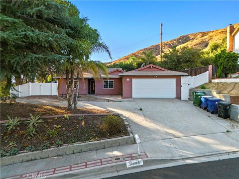 A home in Lakeview Terrace