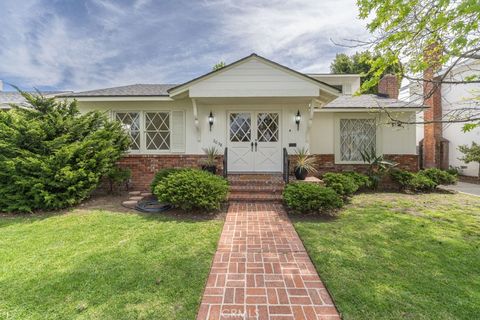 2038 Studebaker Road Long Beach CA 90815