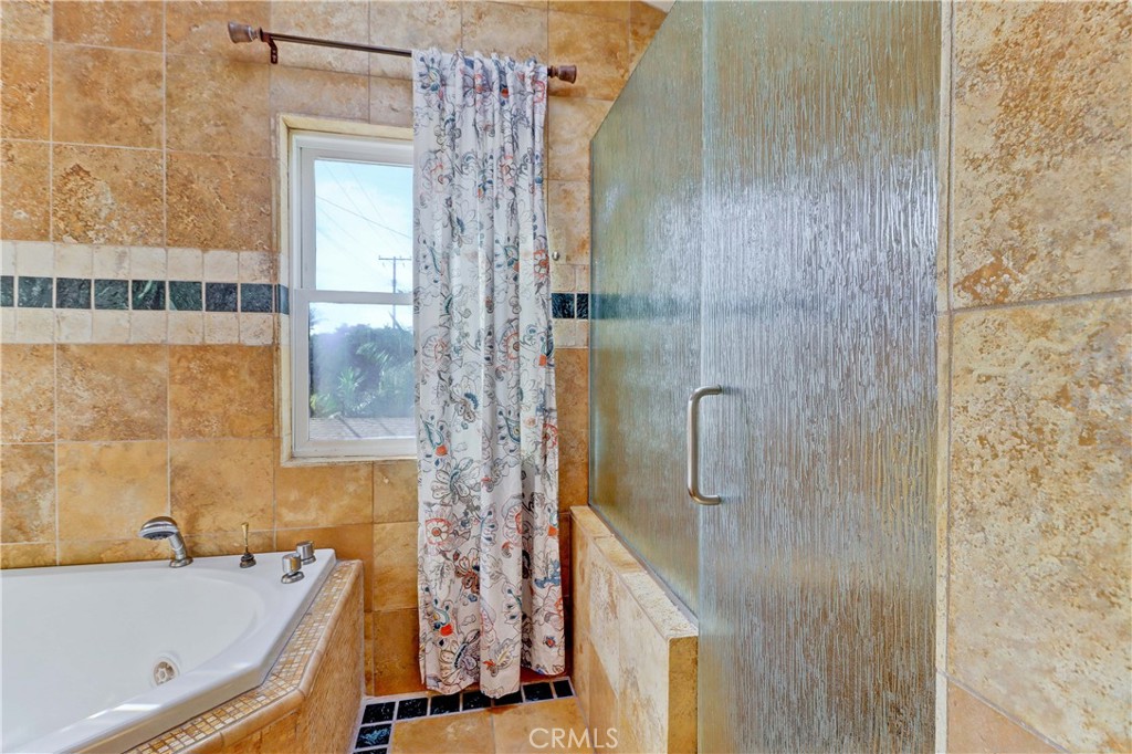 ,Bluff Heights - Residential