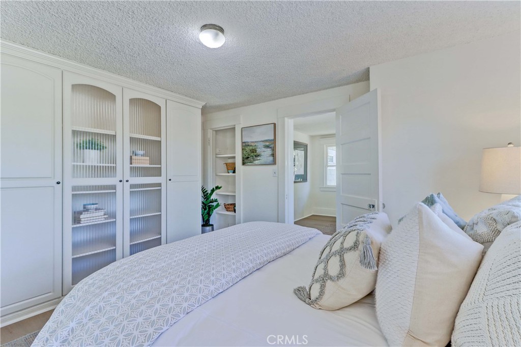 ,Bluff Heights - Residential