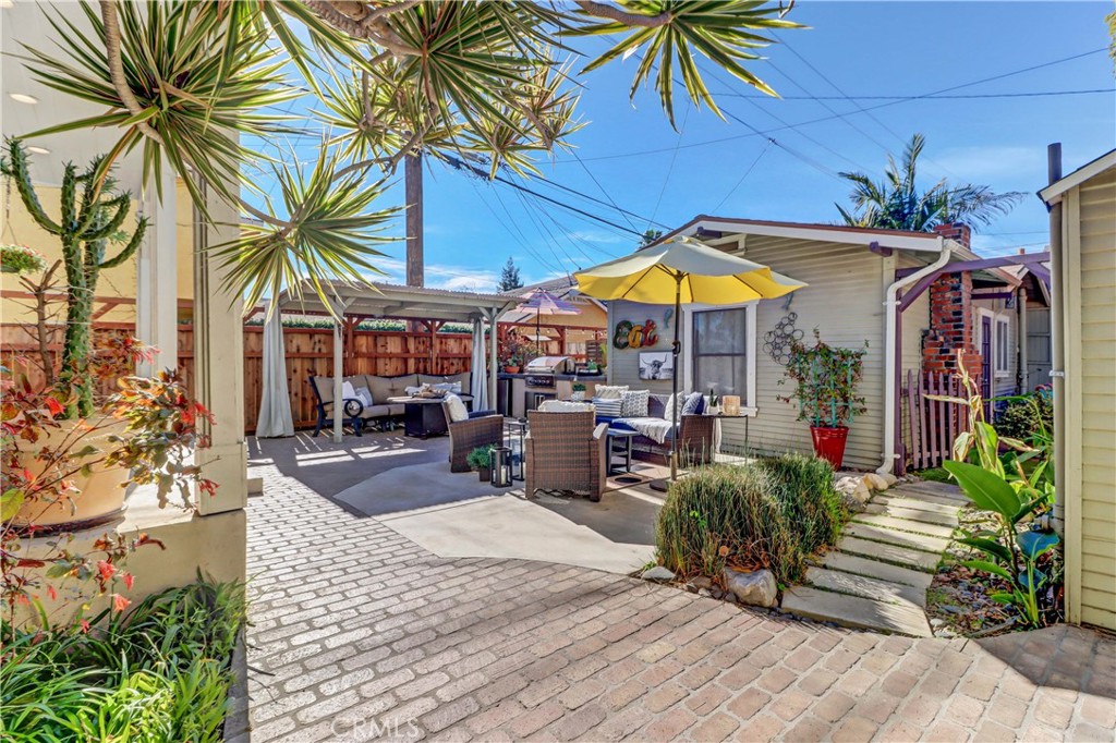 ,Bluff Heights - Residential