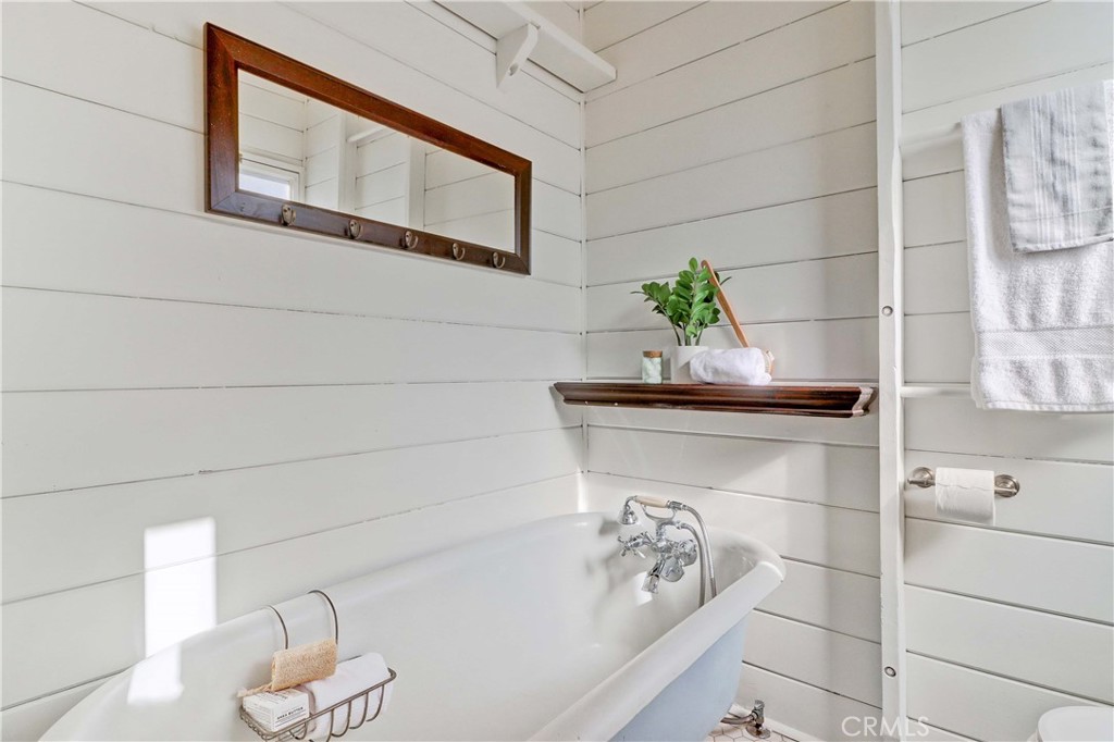 ,Bluff Heights - Residential