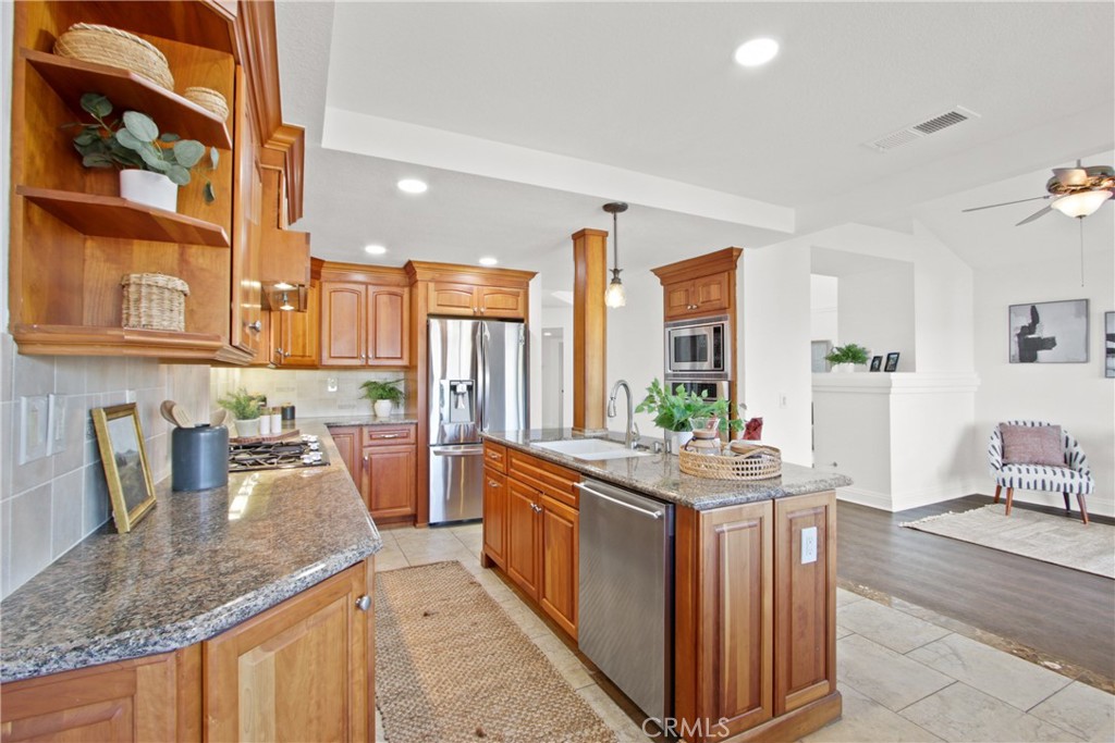 27607 Paseo Tiara