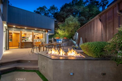 A home in Studio City