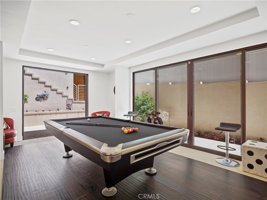 Corona del Mar South of PCH (CDMS) - Residential