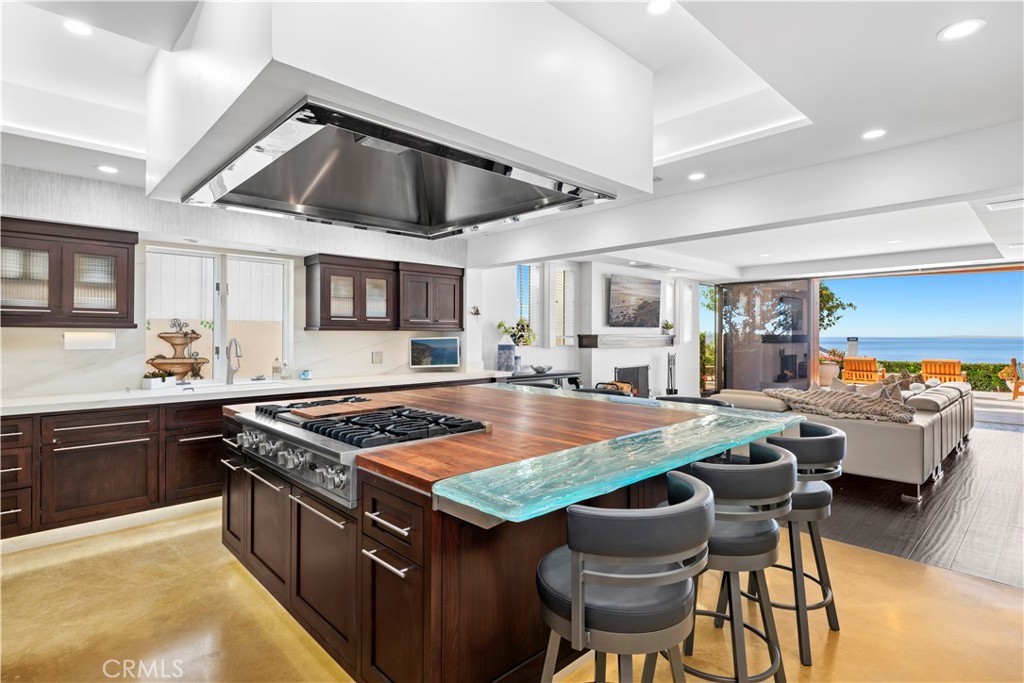 Corona del Mar South of PCH (CDMS) - Residential