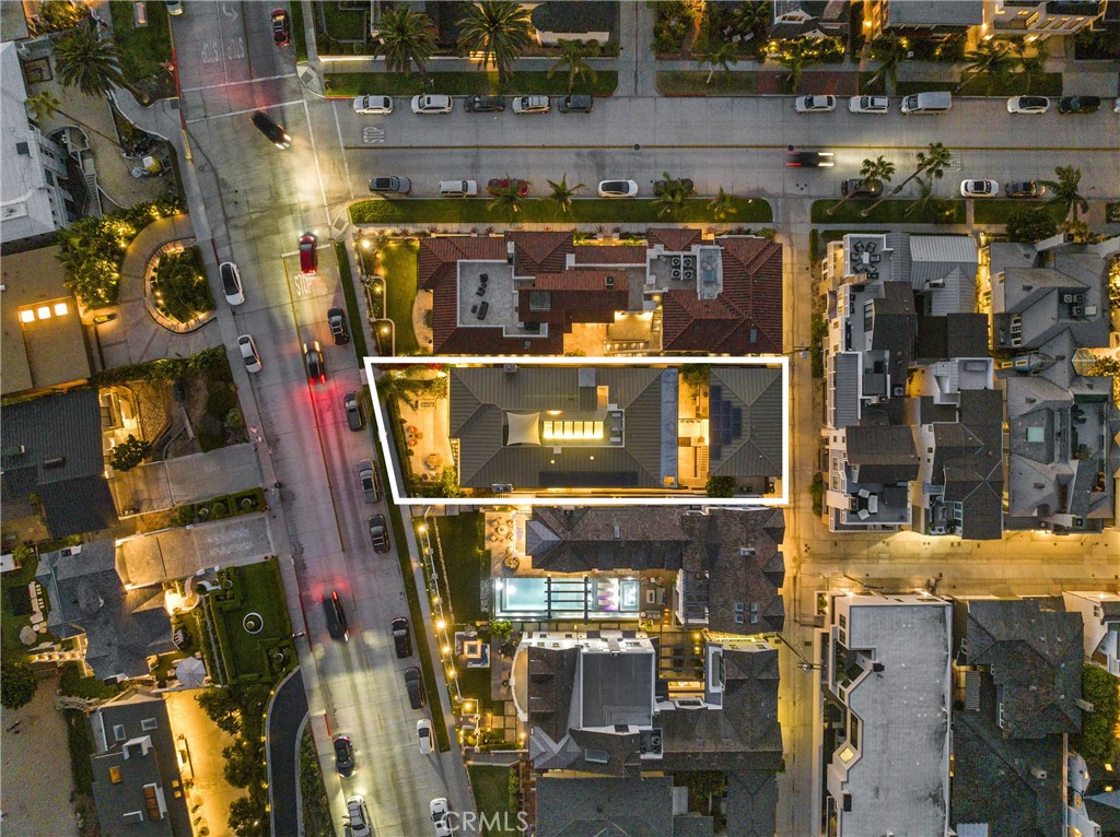 Corona del Mar South of PCH (CDMS) - Residential