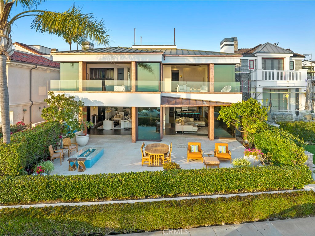 Corona del Mar South of PCH (CDMS) - Residential