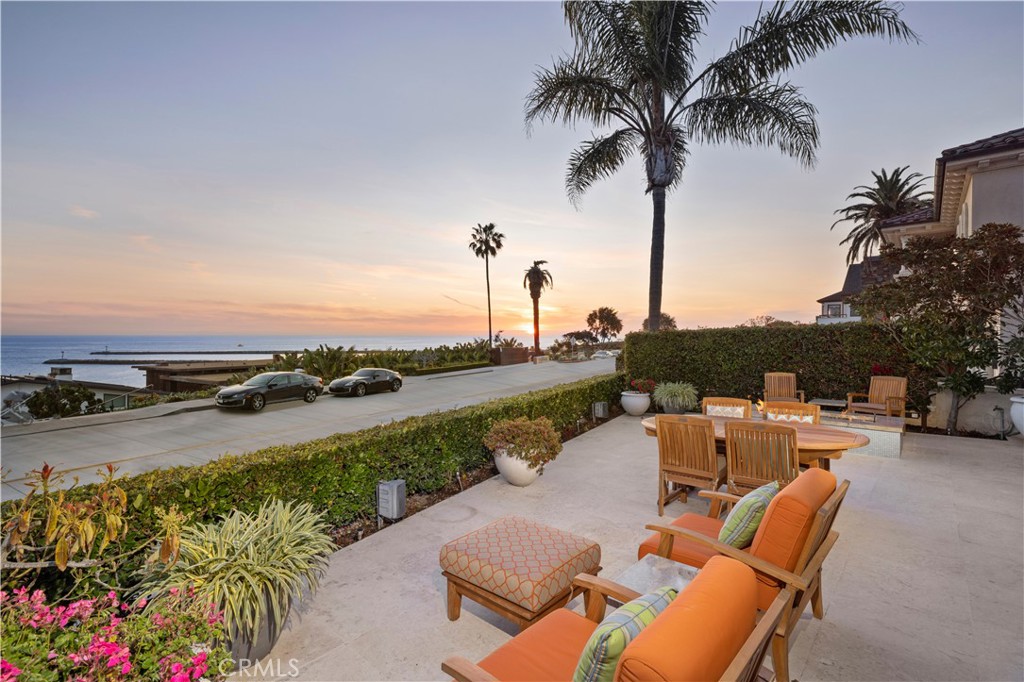 Corona del Mar South of PCH (CDMS) - Residential