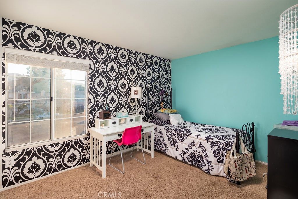 listing image 130724005386671028550