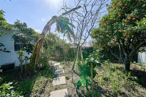 A home in La Crescenta