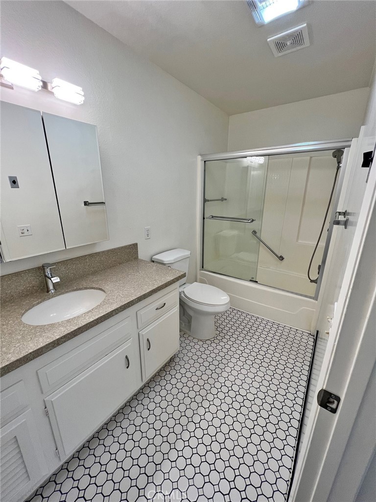 Photo 5 of 6 of 2328 Via Mariposa West #T condo