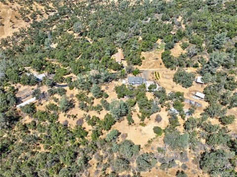 A home in Mariposa