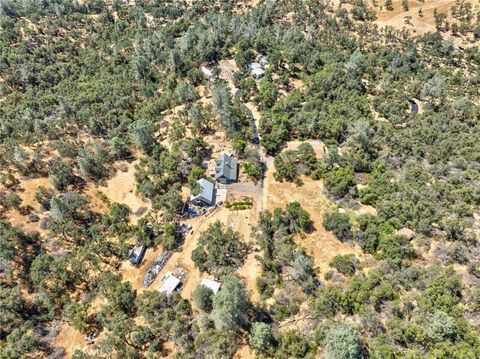 A home in Mariposa