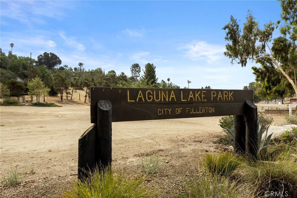 listing image 130725399636548056461