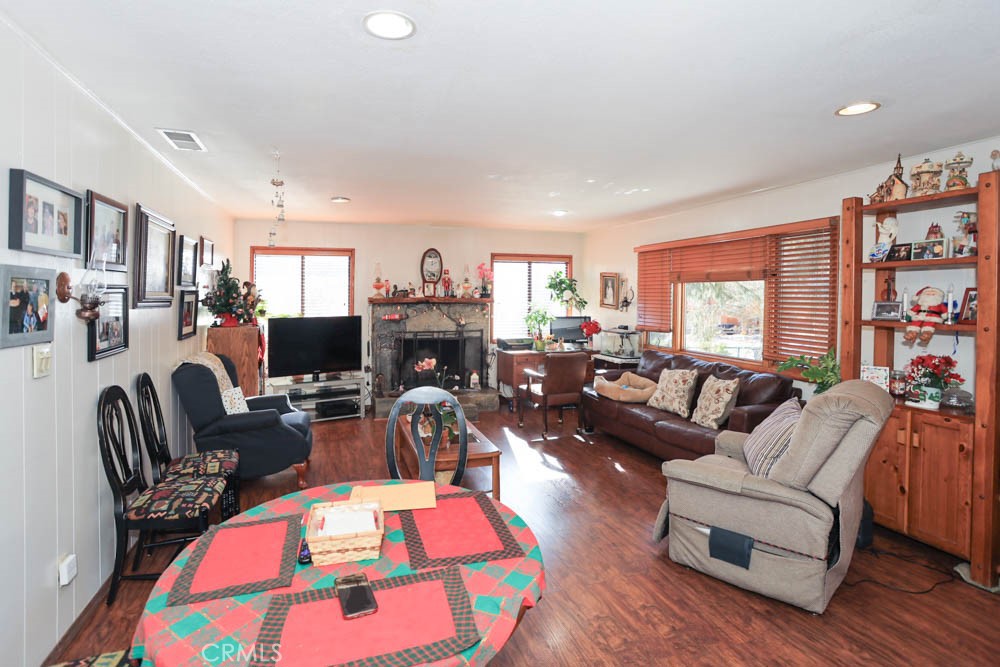 1018 Feather Mountain Drive