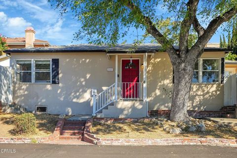 A home in La Crescenta