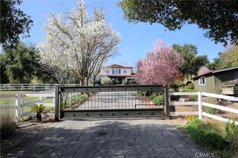 A home in Templeton