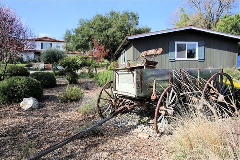 A home in Templeton