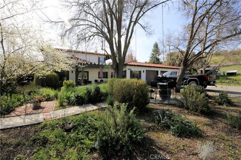 A home in Templeton