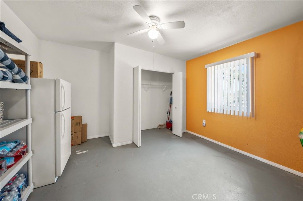 listing image 130722445196285533762
