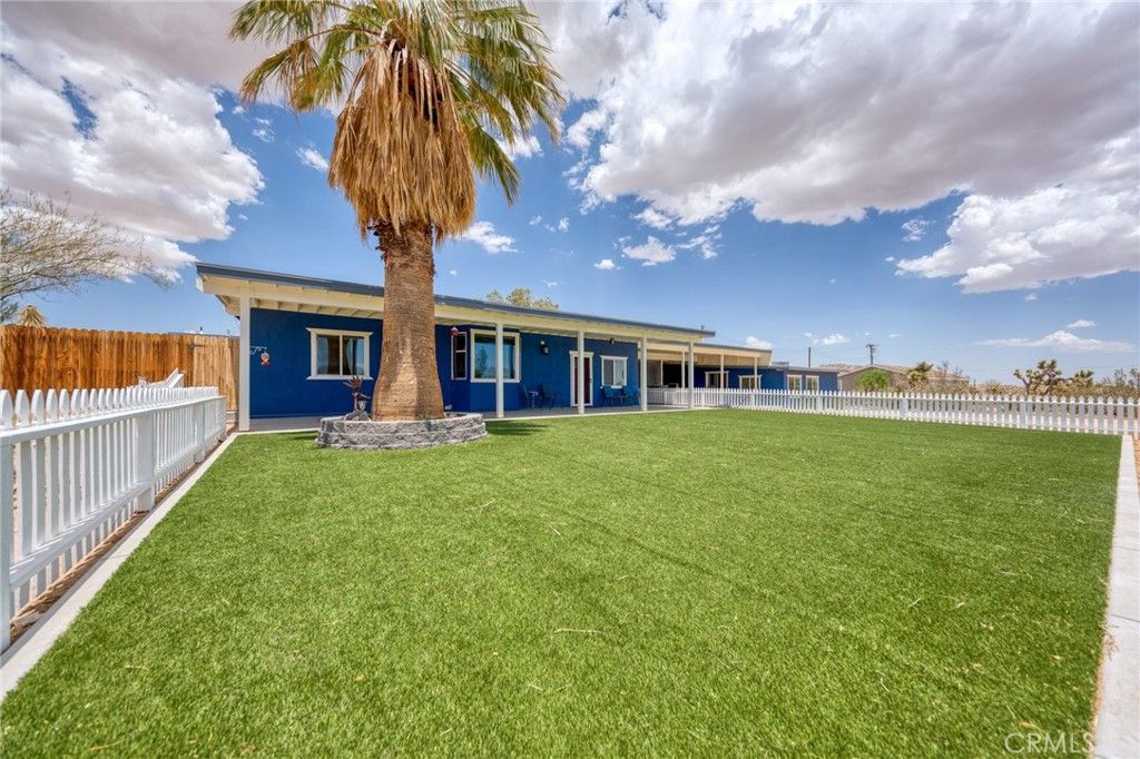 listing image 130729363565365573013