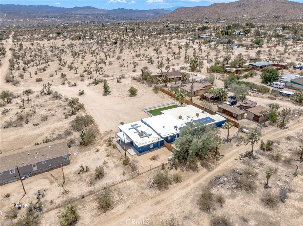 listing image 130724007454792066004