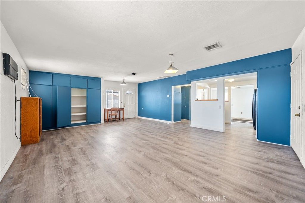 listing image 130727219353041422161