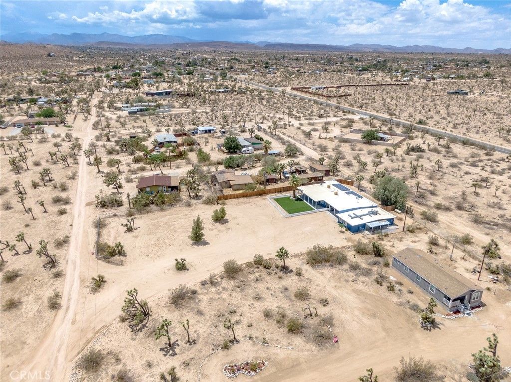 listing image 130725742510199545584