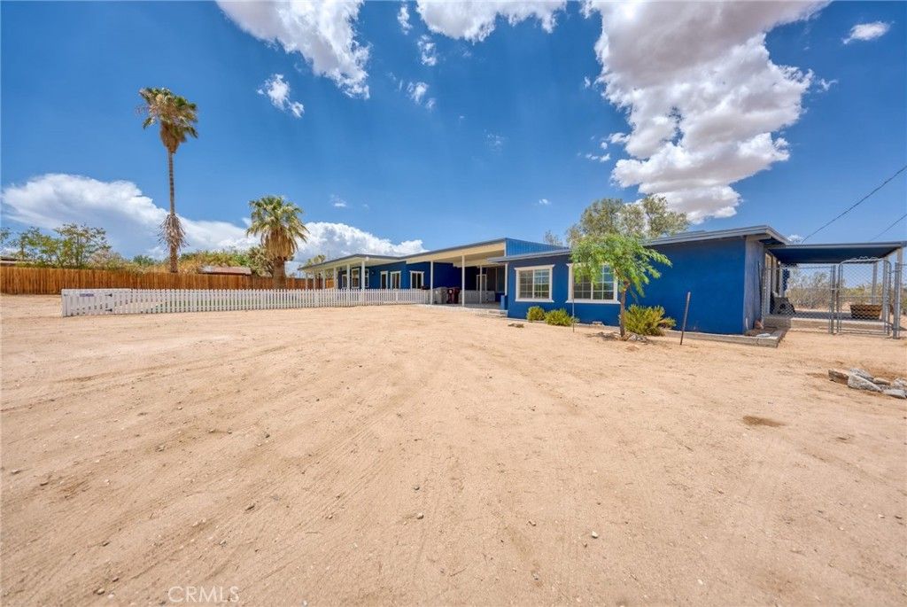 listing image 130729907141277343082