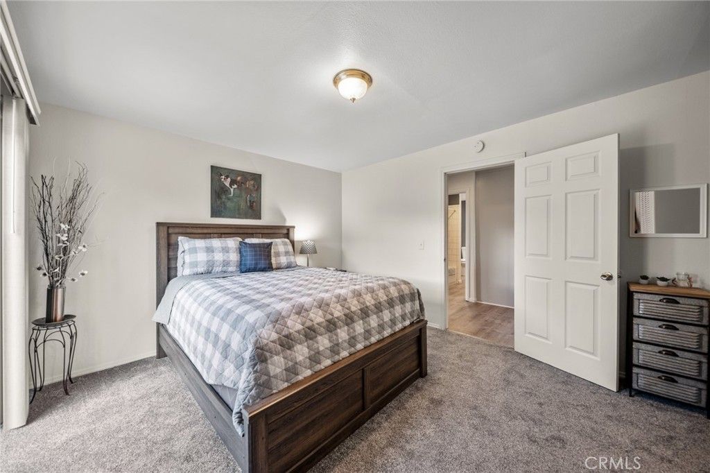 listing image 130723963867905375083