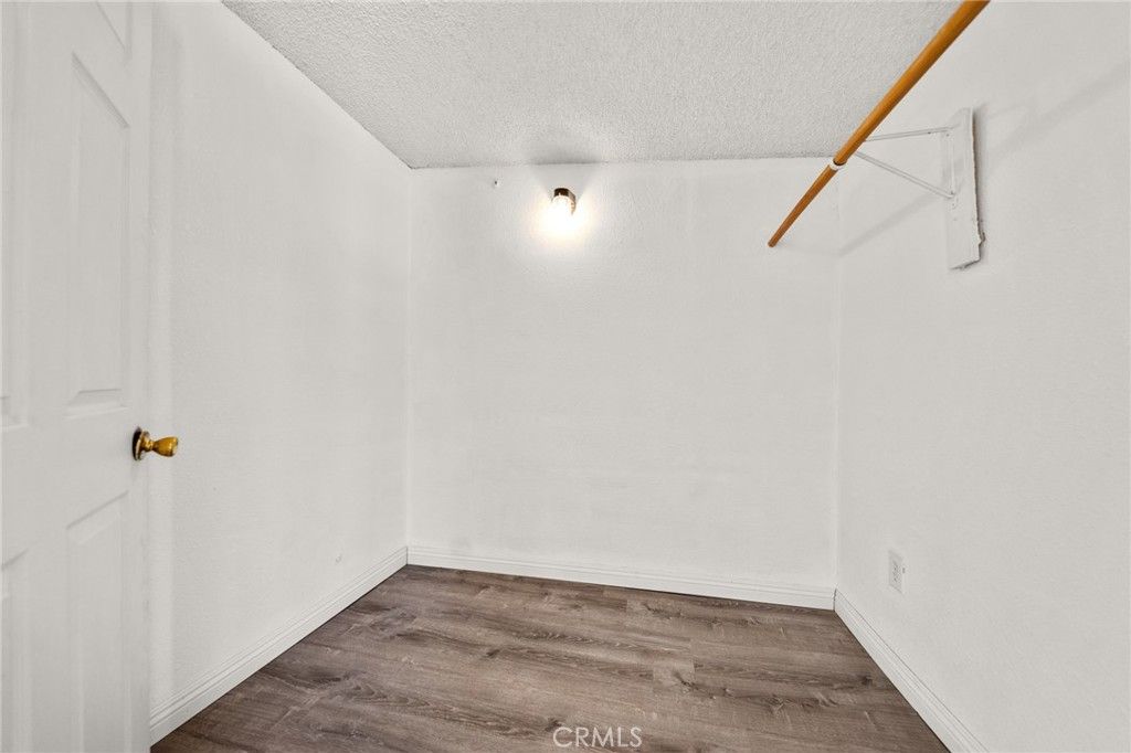 listing image 130721149278227547108