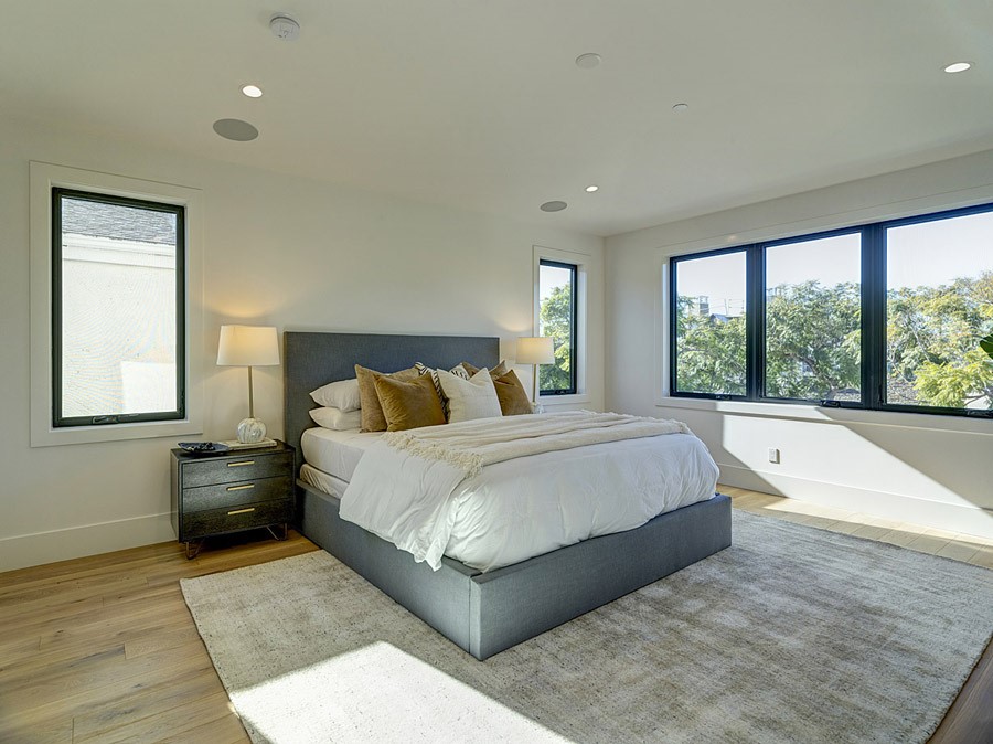 Corona del Mar South of PCH (CDMS) - Residential