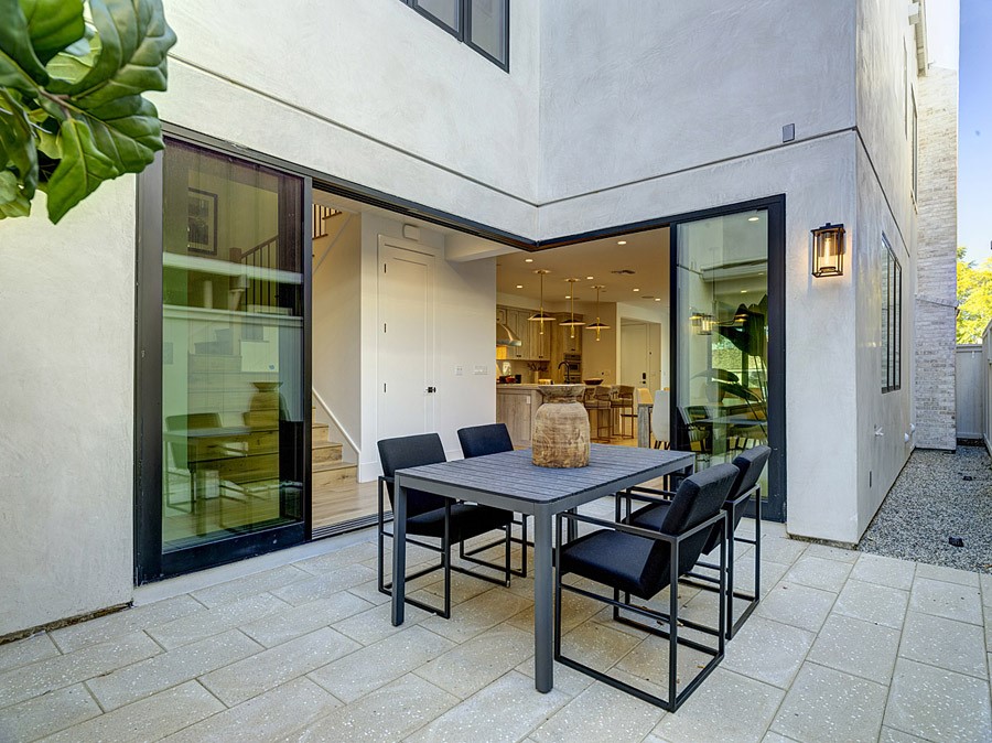 Corona del Mar South of PCH (CDMS) - Residential