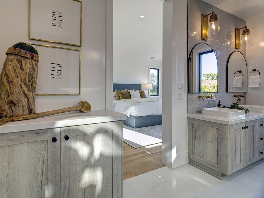 Corona del Mar South of PCH (CDMS) - Residential