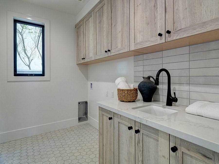 Corona del Mar South of PCH (CDMS) - Residential