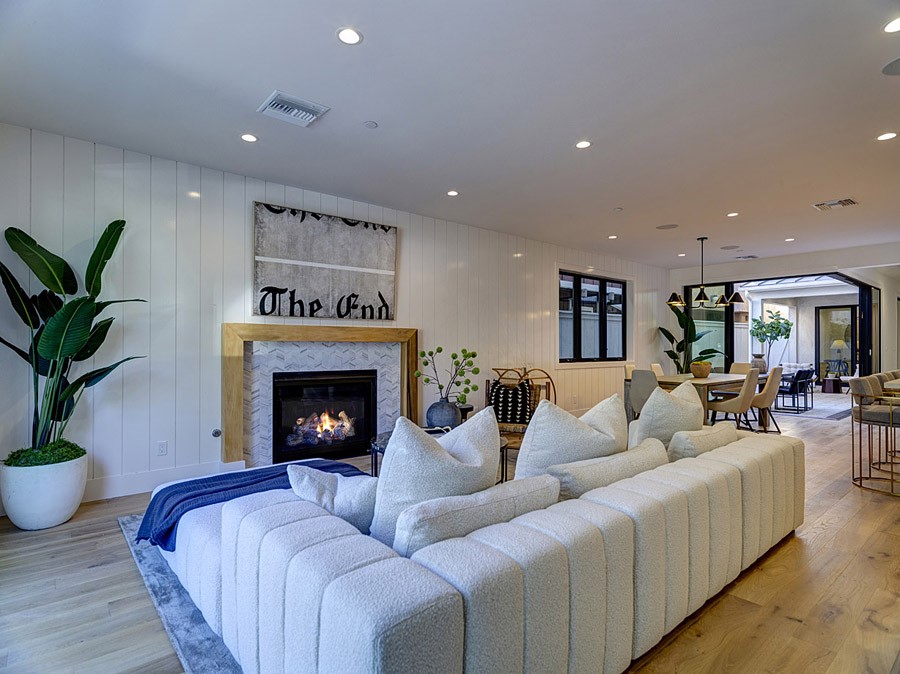 Corona del Mar South of PCH (CDMS) - Residential