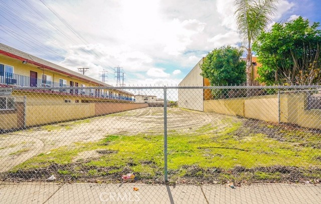 8826 Artesia Boulevard