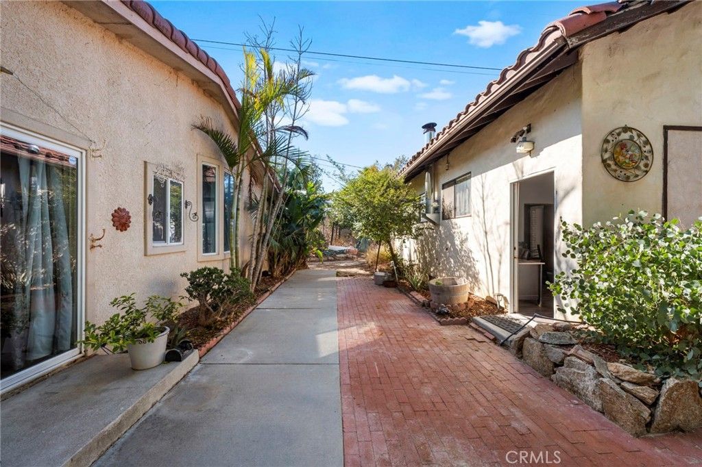 listing image 49