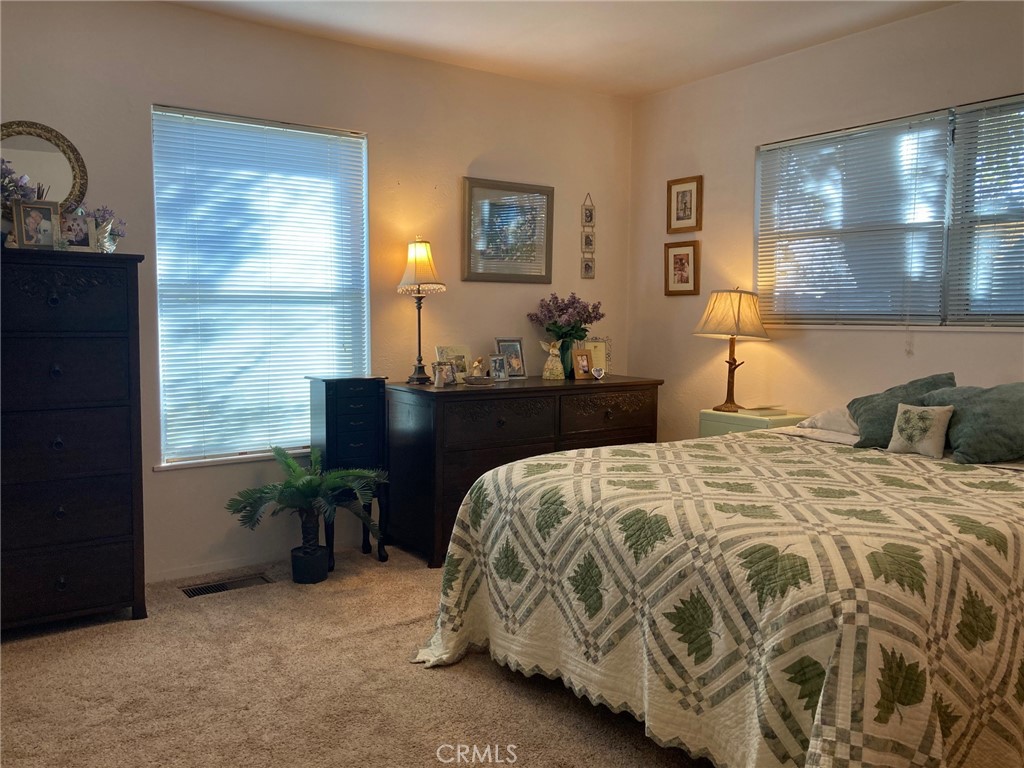 Photo 7 of 17 of 2133 Floral Avenue house