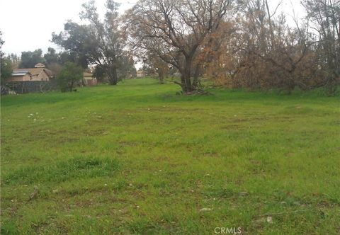 8566 Cypress Avenue Fontana CA 92335