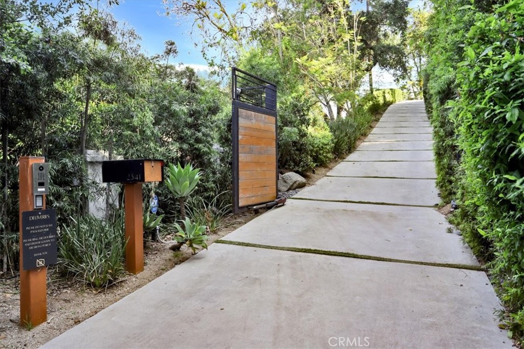 2341 Zorada Court