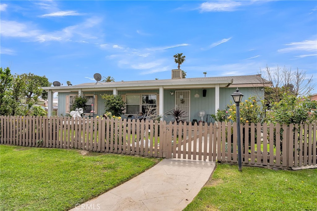 View Eastvale, CA 91752 mobile home