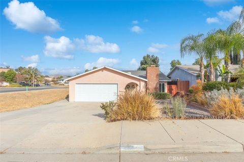 A home in Lake Elsinore