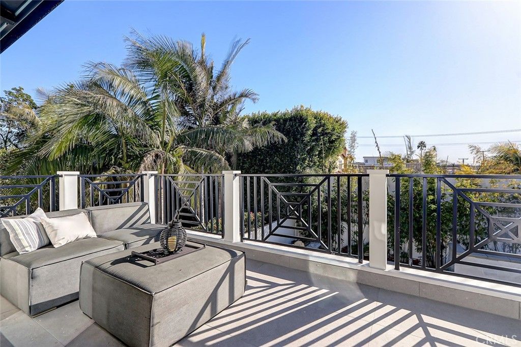 listing image 50