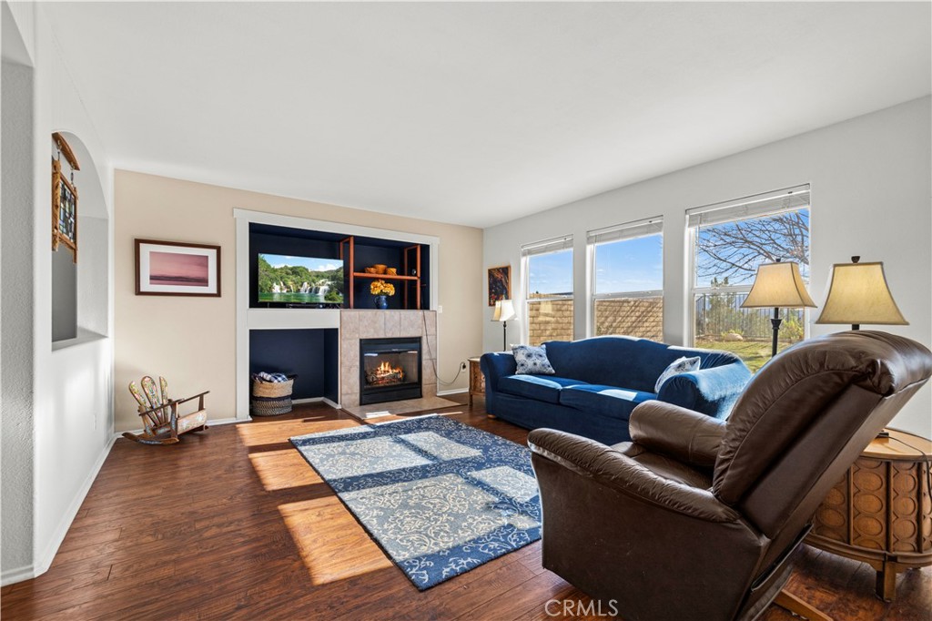 Crest at Hasley Hills (CRHH) - Residential